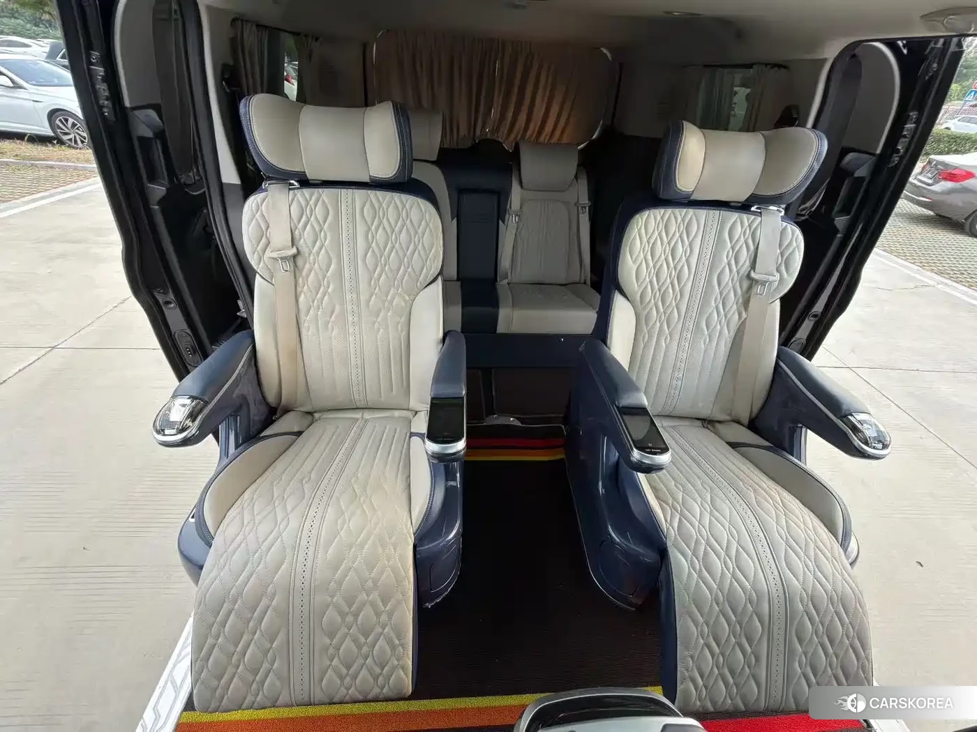 Ford Tourneo 2022 Черный из Китая, фото 2