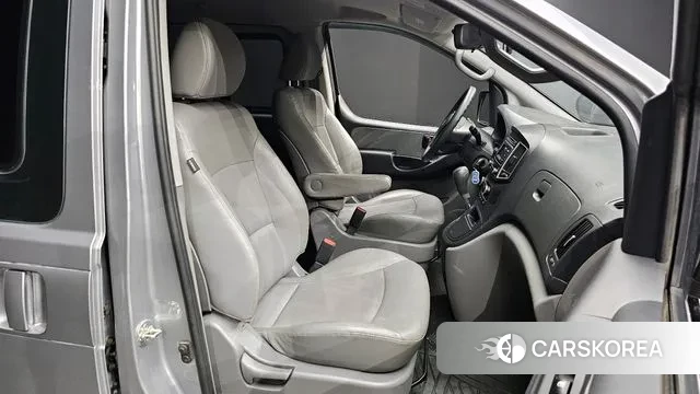 Hyundai The New Grand Starex 2020 Серебряный из Кореи, фото 2