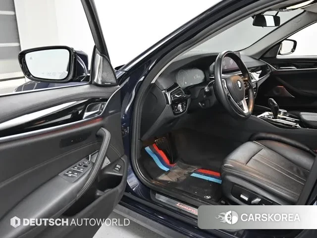 BMW 5 Series (G30) 2019 Синий из Кореи, фото 2