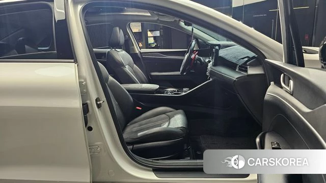 Kia K5 3rd generation 2020 Белый из Кореи, фото 2