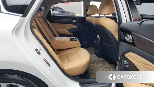 Kia K7 Premier Hybrid 2020 Белый из Кореи, фото 2