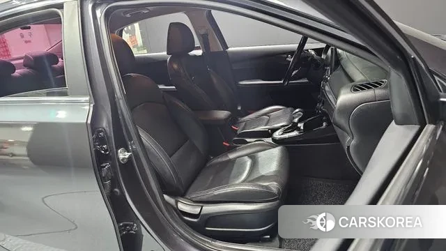 Kia Come New K3 2018 Серый из Кореи, фото 2