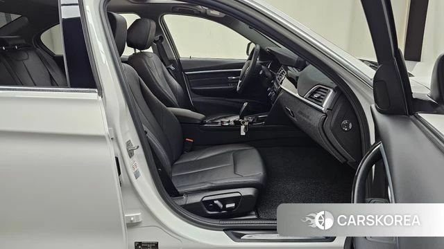 BMW 3 Series (F30) id 3899930 из Кореи 2