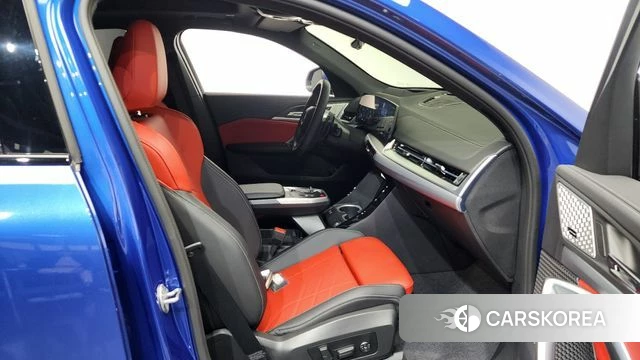 BMW X2 (U10) 2025 Синий из Кореи, фото 2