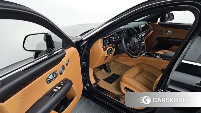 Rolls-Royce Ghost 2nd Generation 2022 Черный из Кореи, фото 2