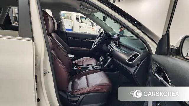 Kia Seltos 2020 Белый из Кореи, фото 2