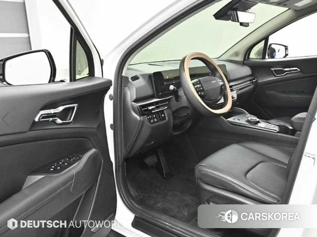 Kia The New Sportage 5th Generation Hybrid 2025 Белый из Кореи, фото 2