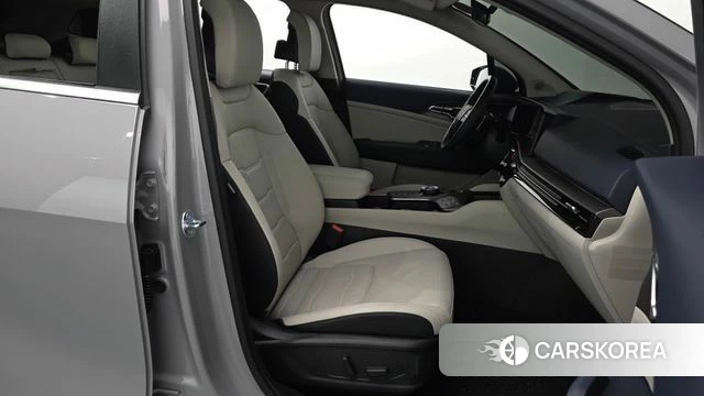 Kia The New Sportage 5th Generation 2025 Серебристо-серый из Кореи, фото 2