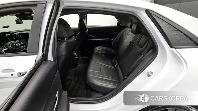 Hyundai Avante Hybrid (CN7) 2021 Белый из Кореи, фото 2