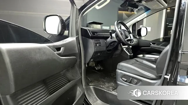 Hyundai Staria 2022 Черный из Кореи, фото 2