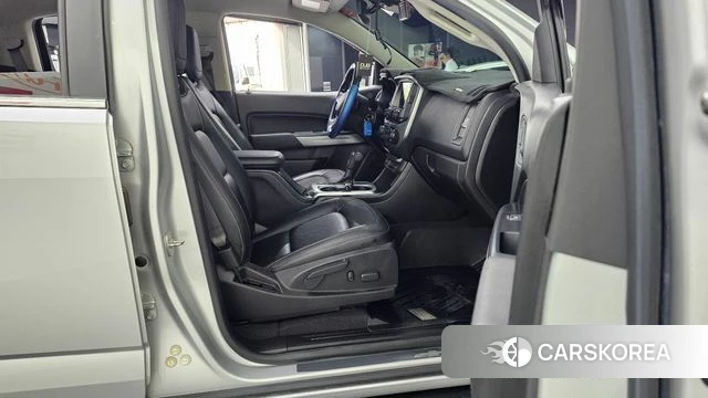Chevrolet (GM Daewoo) Colorado 2020 Серебряный из Кореи, фото 2
