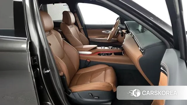 Genesis GV70 2023 Серый из Кореи, фото 2