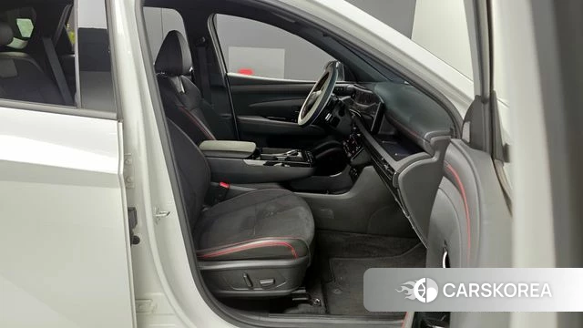 Hyundai The New Tucson (NX4) 2024 Белый из Кореи, фото 2