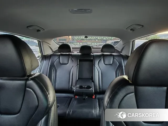 Hyundai Avante (CN7) 2022 Черный из Кореи, фото 2