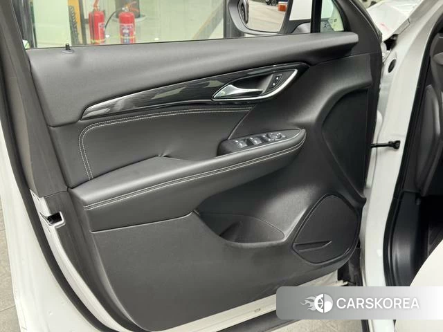 Buick Angkewei S 2022 Белый из Китая, фото 2