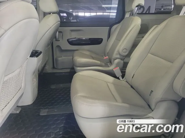 Kia The New Carnival id 2718418 из Кореи 2