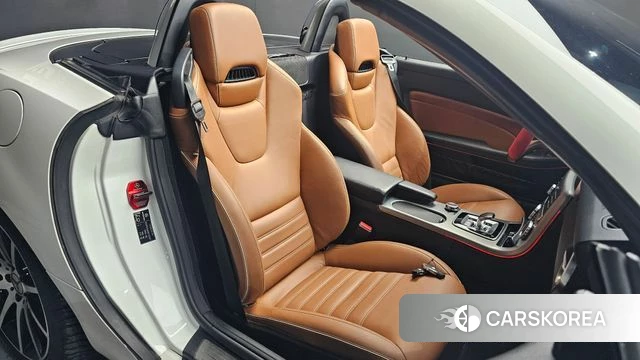 Mercedes-Benz SLC-Class R172 2018 Белый из Кореи, фото 2