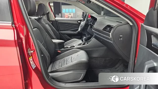 Volkswagen 7th Generation of Jetta 2022 Красный из Кореи, фото 2