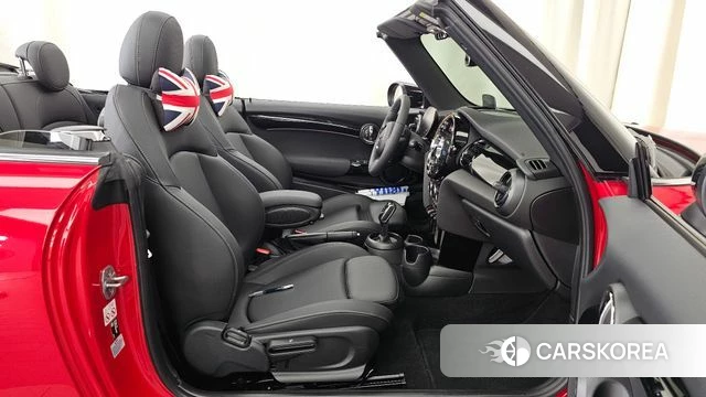 Mini Cooper Convertible 2024 Красный из Кореи, фото 2