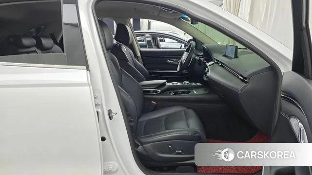 Genesis GV70 2021 Белый из Кореи, фото 2