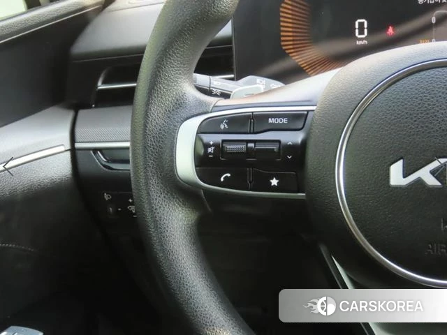 Kia The New K5 3rd generation 2024 Белый из Кореи, фото 2