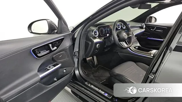 Mercedes-Benz C-Class W206 2022 Серый из Кореи, фото 2