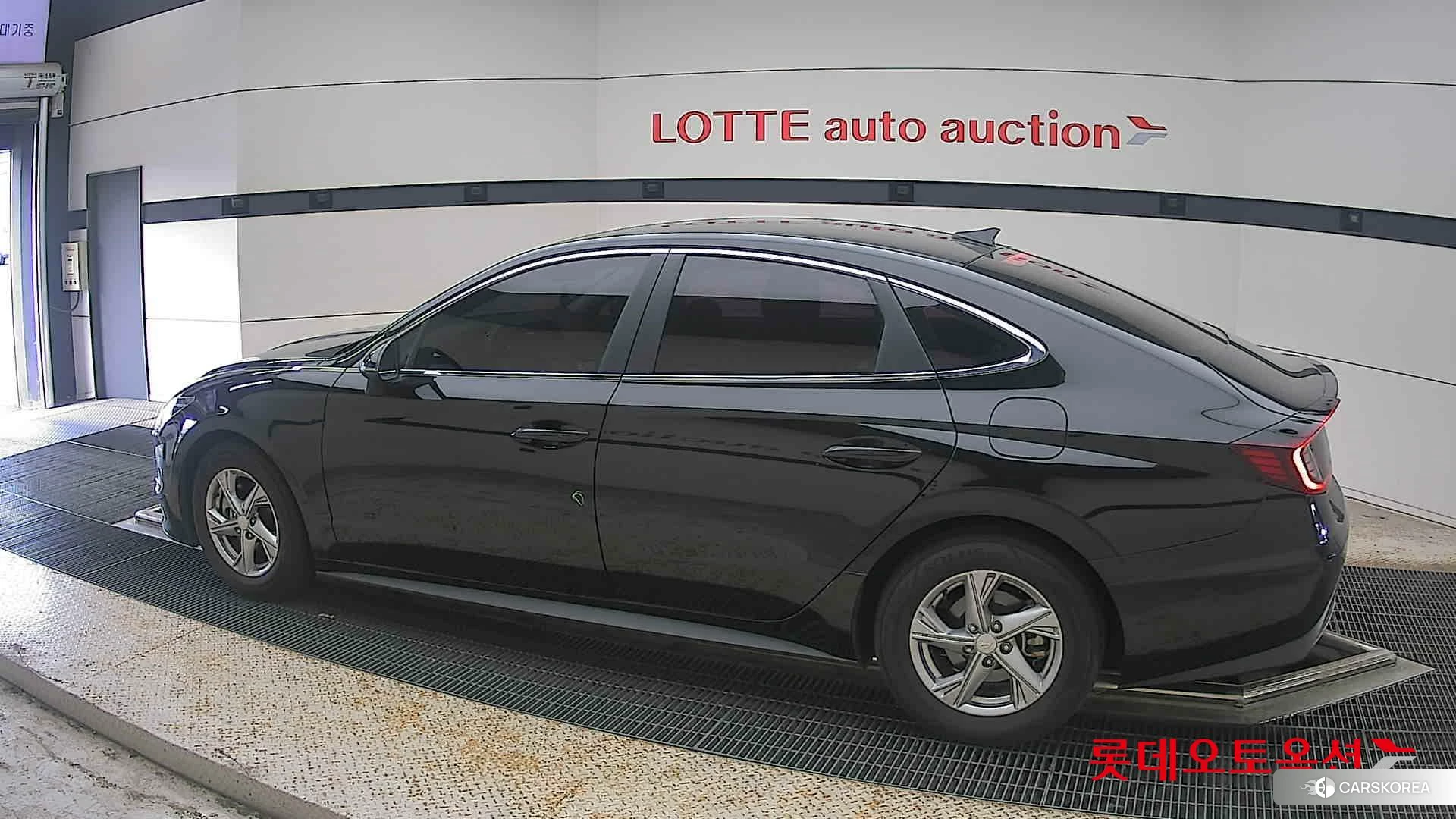 Hyundai Sonata 2022 Midnight Black Pearl из Кореи, фото 2