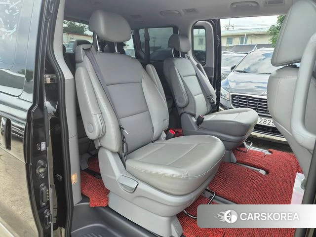 Hyundai The New Grand Starex 2018 Черный двухцветный из Кореи, фото 2