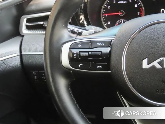 Kia K5 3rd generation 2022 Черный из Кореи, фото 2