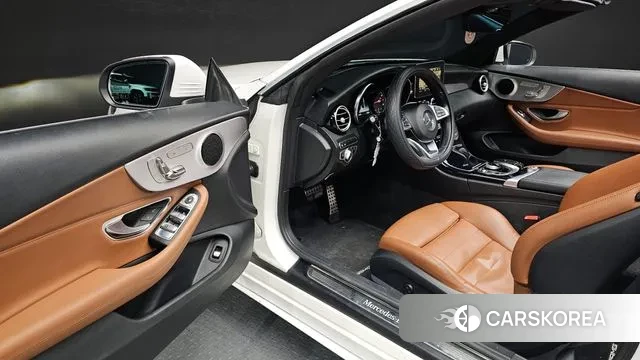 Mercedes-Benz C-Class W205 2018 Белый из Кореи, фото 2