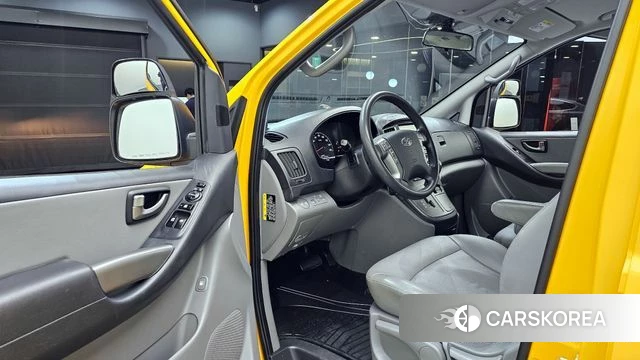 Hyundai The New Grand Starex 2021 Желтый из Кореи, фото 2