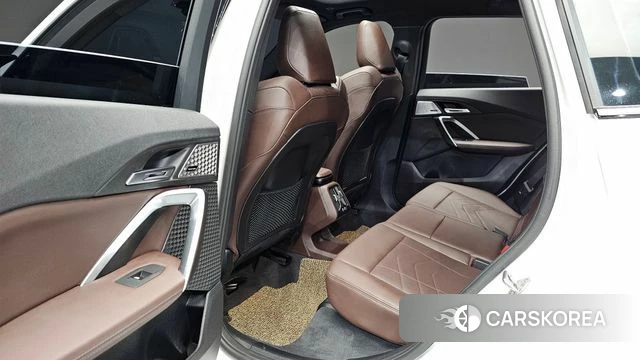 BMW X1 (U11) 2024 Белый из Кореи, фото 2