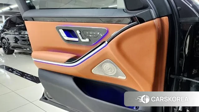 Mercedes-Benz S-Class W223 2022 Черный из Кореи, фото 2