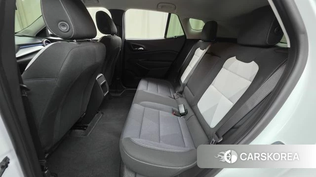 Chevrolet (GM Daewoo) Trax Crossover 2026 Белый из Кореи, фото 2