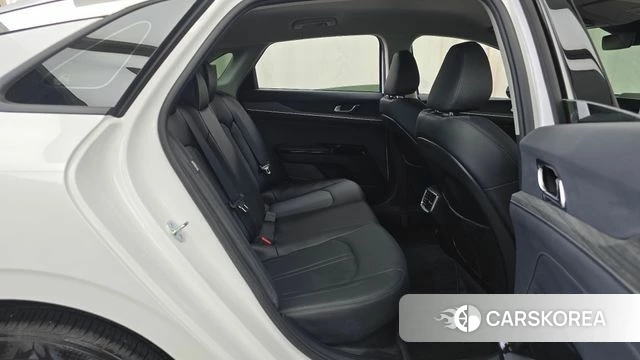 Kia The New K5 Hybrid 3rd generation 2024 Белый из Кореи, фото 2