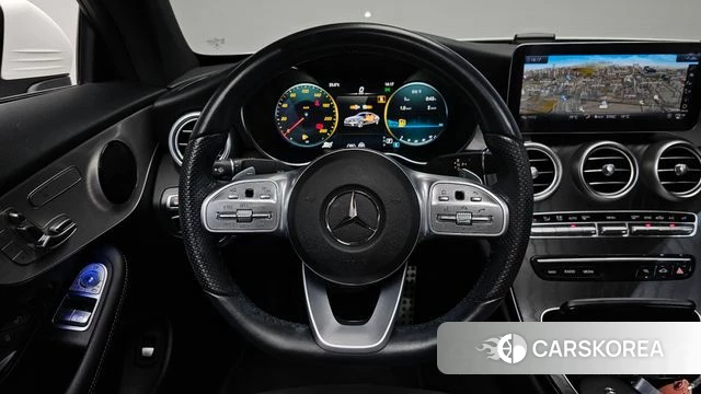 Mercedes-Benz C-Class W205 2021 Белый из Кореи, фото 2