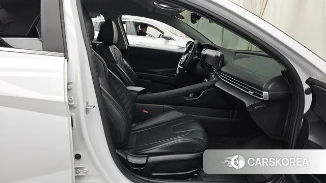 Hyundai Avante (CN7) 2021 Белый из Кореи, фото 2