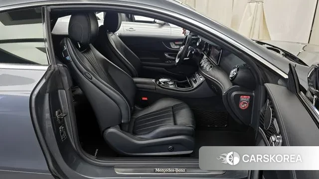 Mercedes-Benz E-Class W213 2018 Серый из Кореи, фото 2