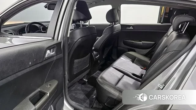 Kia Sportage The Bold 2019 Серебристо-серый из Кореи, фото 2