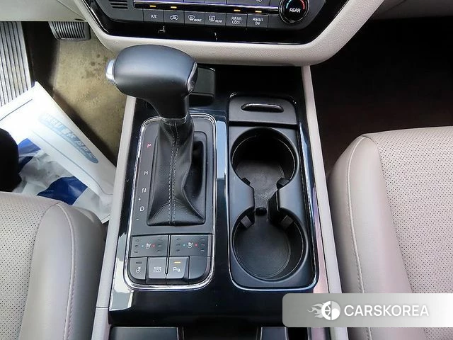 Kia All New Carnival 2018 Белый из Кореи, фото 2