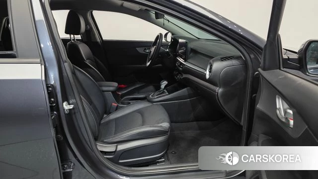 Kia The New K3 2nd generation 2021 Серый из Кореи, фото 2