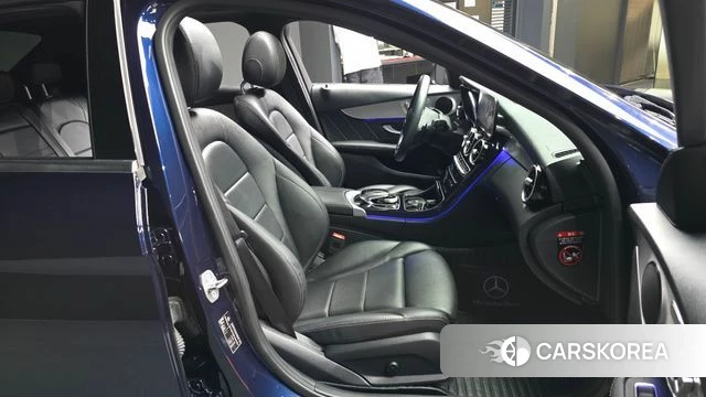 Mercedes-Benz C-Class W205 2020 Синий из Кореи, фото 2
