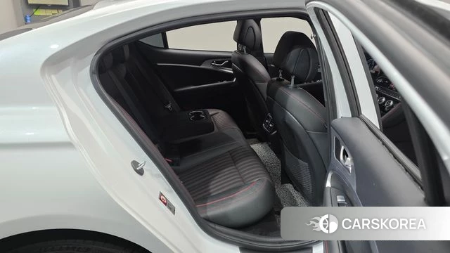 Genesis G70 2019 Белый из Кореи, фото 2