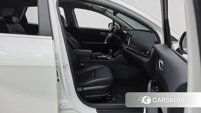 Kia Sportage 5th Generation 2022 Белый из Кореи, фото 2