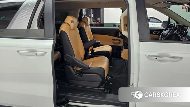 Kia Carnival 4th generation 2023 Белый из Кореи, фото 2