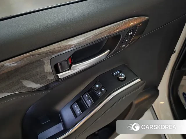 Toyota Highlander 4th Generation 2025 Белый из Кореи, фото 2