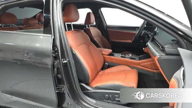 Kia The New K5 3rd generation 2023 Серый из Кореи, фото 2