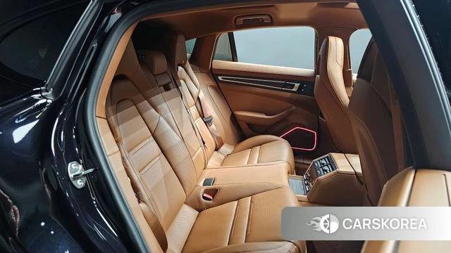 Porsche Panamera (971) 2023 Черный из Кореи, фото 2