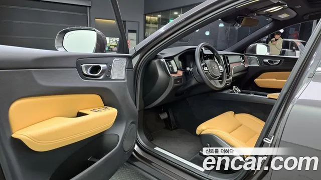 Volvo XC60 second Generation 2023 Серый из Кореи, фото 2