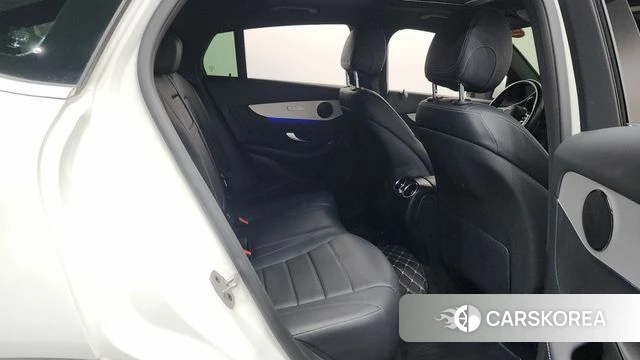 Mercedes-Benz GLC-Class X253 2021 Белый из Кореи, фото 2